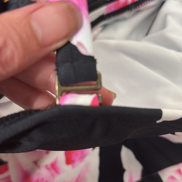 ISLAND ESCAPE Triple Tier Bandeau Tankini Top sz 6 Black Pink Swimwear NWT - Picture 6 of 10